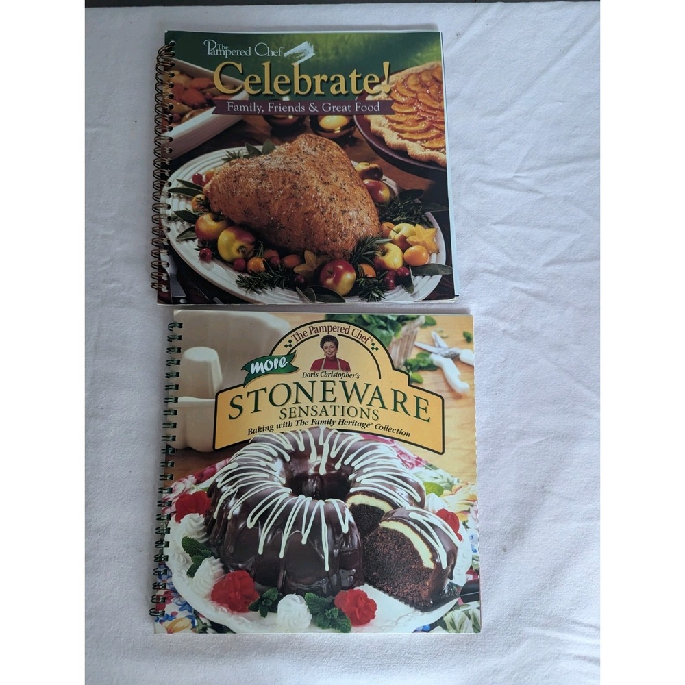 2 lot Pampered Chef Cookbooks Doris Christophers Stoneware sensations & FAMILY